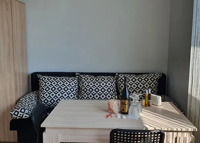 свети йоан кръстител - San Juan Bautista Villa